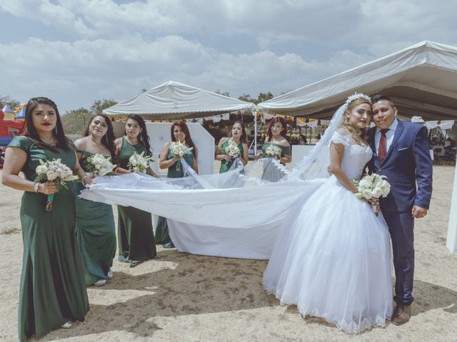 La boda de Miguel y Ana en San Lorenzo Cacaotepec, Oaxaca 23