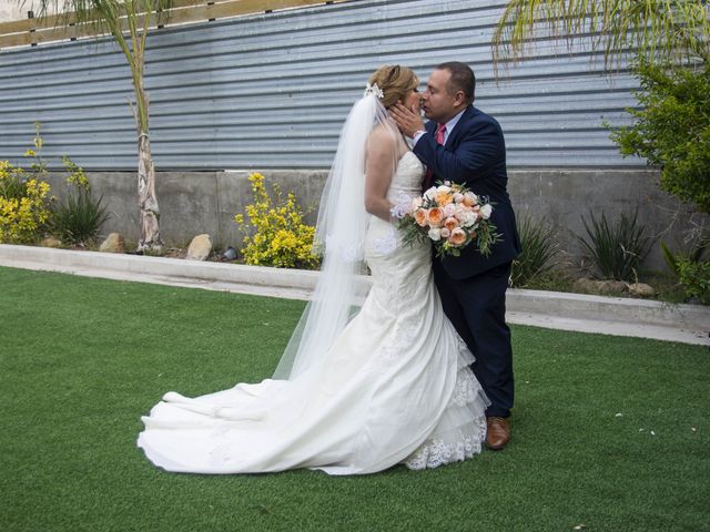 La boda de Aldo y Brenda en Tijuana, Baja California 15