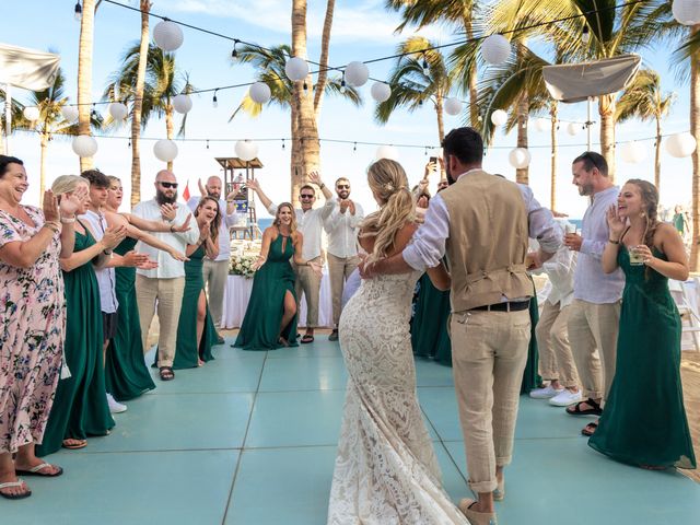 La boda de Greg y Makenna en Cabo San Lucas, Baja California Sur 24