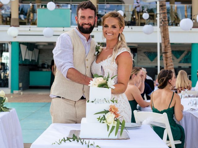 La boda de Greg y Makenna en Cabo San Lucas, Baja California Sur 28