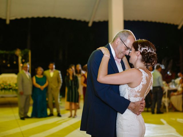 La boda de Adrián y Elisa en Jiutepec, Morelos 31