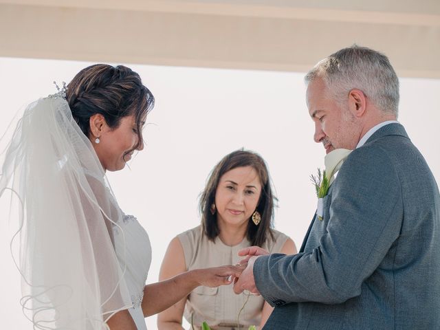 La boda de Damián y Brenda en Bahía de Banderas, Nayarit 38