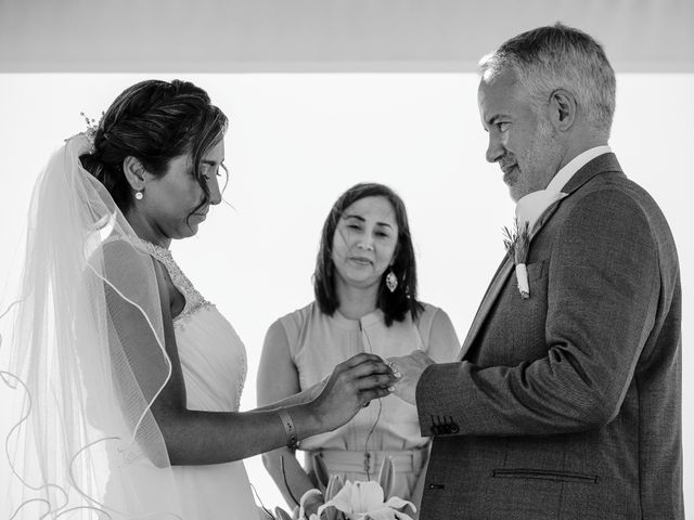 La boda de Damián y Brenda en Bahía de Banderas, Nayarit 40