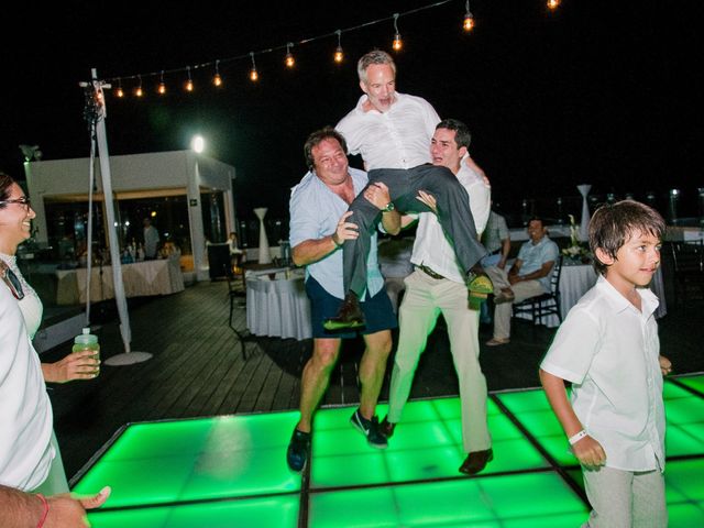 La boda de Damián y Brenda en Bahía de Banderas, Nayarit 152