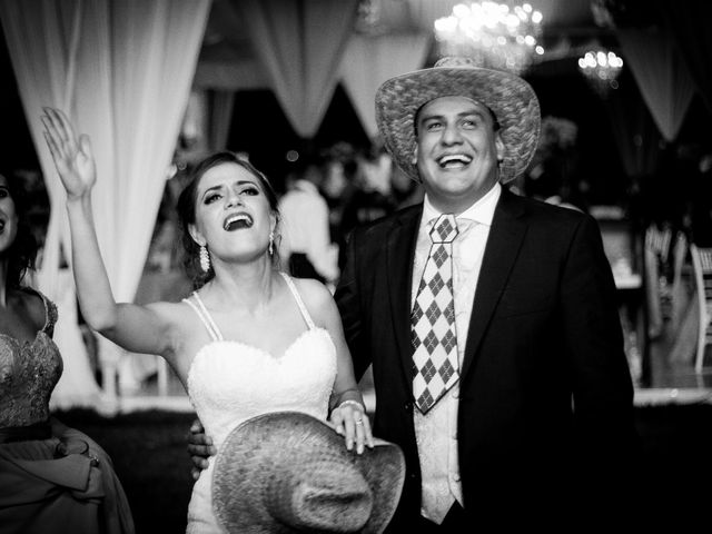 La boda de Óscar y Anete en Morelia, Michoacán 15