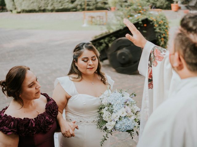 La boda de Víctor y Ixh-tel en Tlalpan, Ciudad de México 25