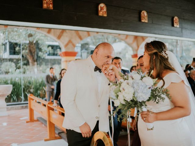 La boda de Víctor y Ixh-tel en Tlalpan, Ciudad de México 28