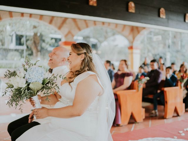 La boda de Víctor y Ixh-tel en Tlalpan, Ciudad de México 31