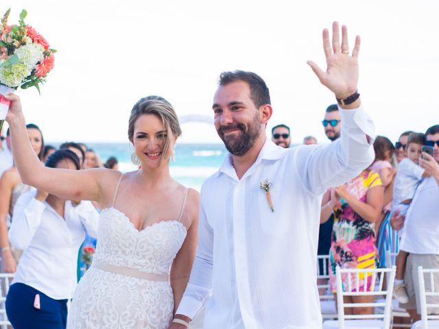 La boda de Iury y Angélica en Cancún, Quintana Roo 45