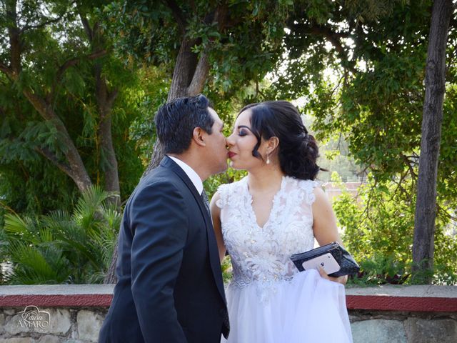 La boda de Gabriel y Alondra en Oaxaca, Oaxaca 1