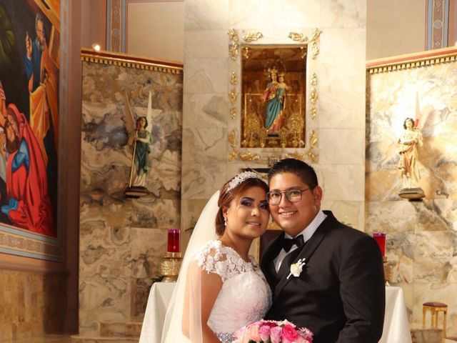 La boda de Héctor  y Lizet  en Comonfort, Guanajuato 2