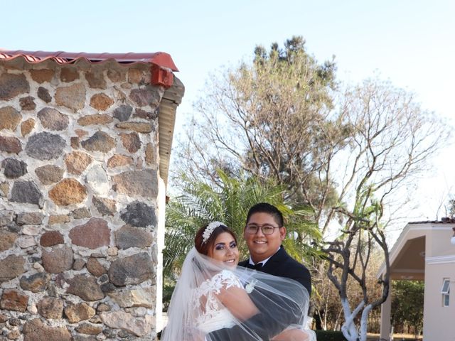 La boda de Héctor  y Lizet  en Comonfort, Guanajuato 4