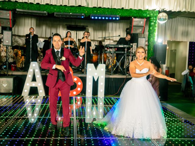 La boda de Miguel y Angélica en Gustavo A. Madero, Ciudad de México 44