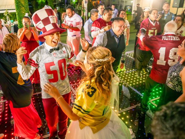 La boda de Miguel y Angélica en Gustavo A. Madero, Ciudad de México 62