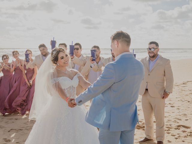 La boda de Carlos y Isabel en Mazatlán, Sinaloa 37