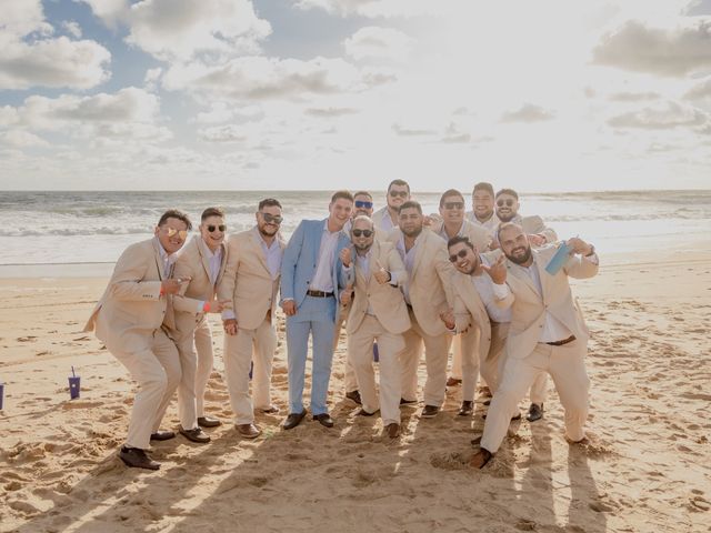 La boda de Carlos y Isabel en Mazatlán, Sinaloa 46