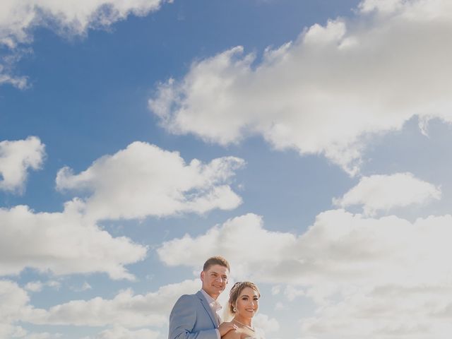 La boda de Carlos y Isabel en Mazatlán, Sinaloa 51