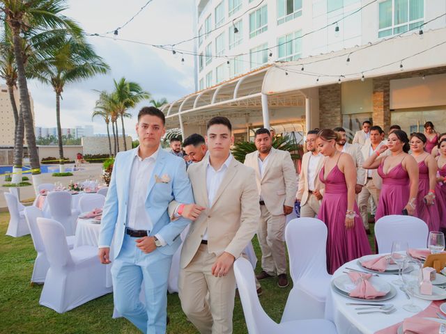 La boda de Carlos y Isabel en Mazatlán, Sinaloa 58