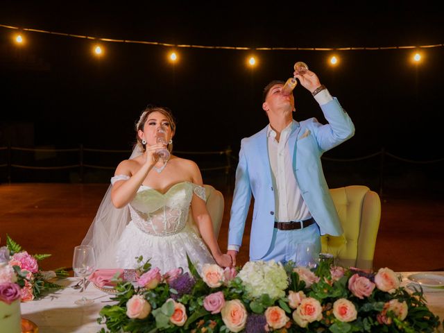 La boda de Carlos y Isabel en Mazatlán, Sinaloa 98