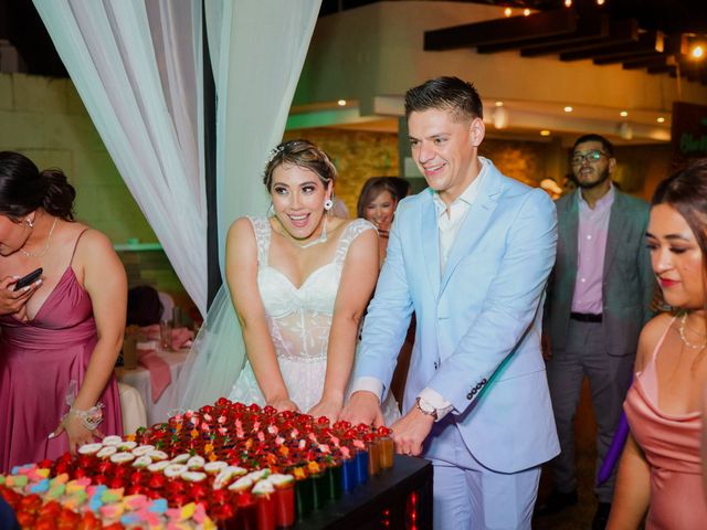 La boda de Carlos y Isabel en Mazatlán, Sinaloa 106