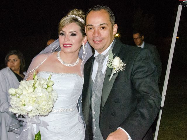 La boda de Adrián  y Ale  en Atizapán de Zaragoza, Estado México 2