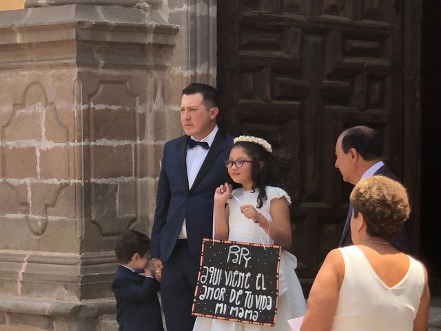 La boda de Gerardo Cortes  y Nickol Menchaca en Texcoco, Estado México 12