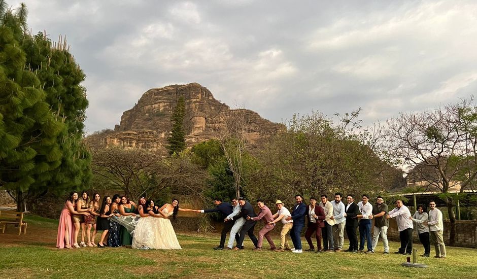 La boda de Alexander  y Alondra en Tepoztlán, Morelos