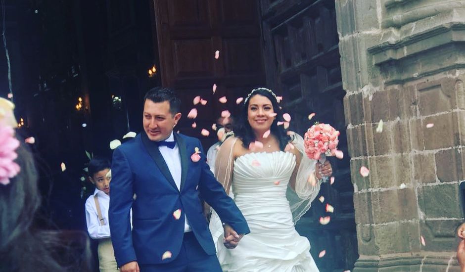 La boda de Gerardo Cortes  y Nickol Menchaca en Texcoco, Estado México