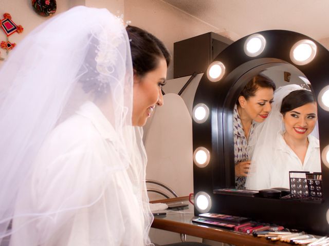 La boda de Berny y Montse en Iztapalapa, Ciudad de México 10