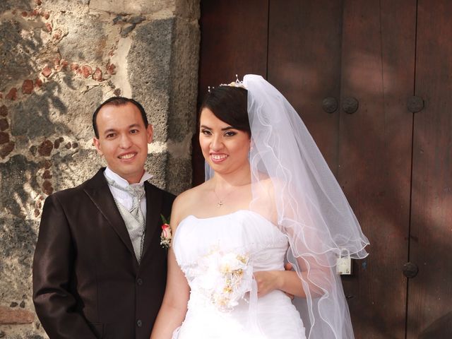 La boda de Berny y Montse en Iztapalapa, Ciudad de México 28