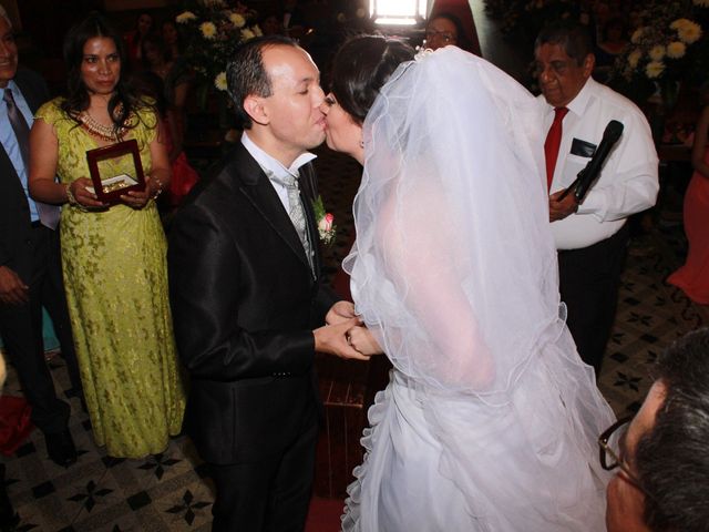 La boda de Berny y Montse en Iztapalapa, Ciudad de México 40