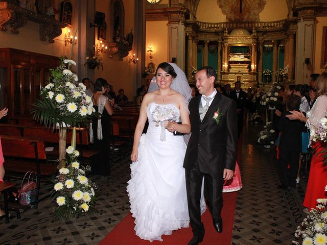 La boda de Berny y Montse en Iztapalapa, Ciudad de México 49