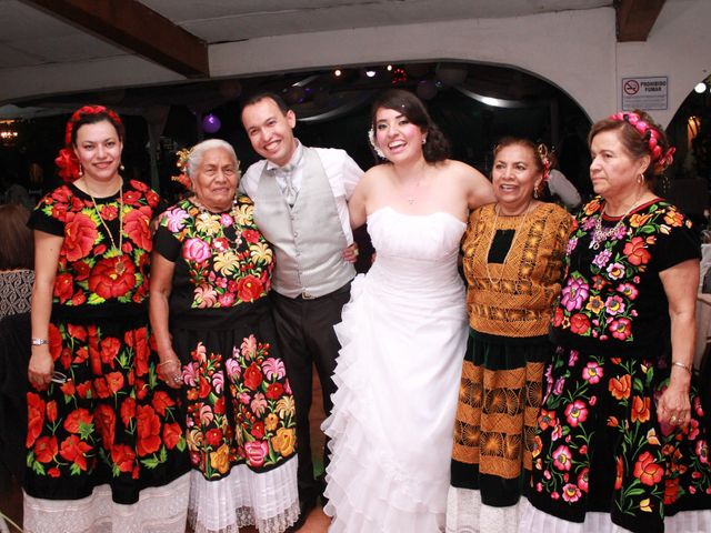 La boda de Berny y Montse en Iztapalapa, Ciudad de México 111