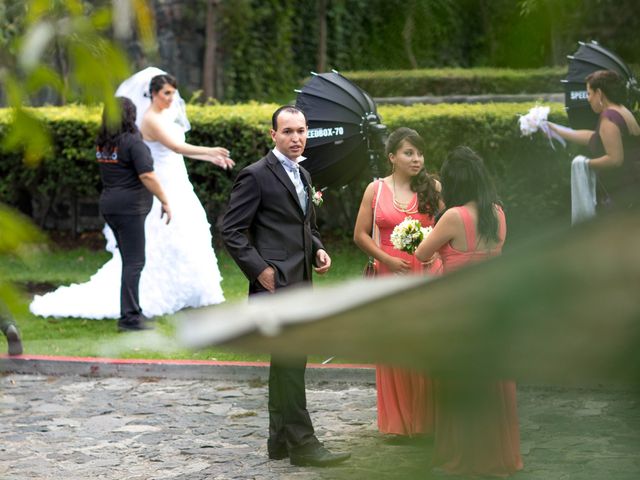La boda de Berny y Montse en Iztapalapa, Ciudad de México 122