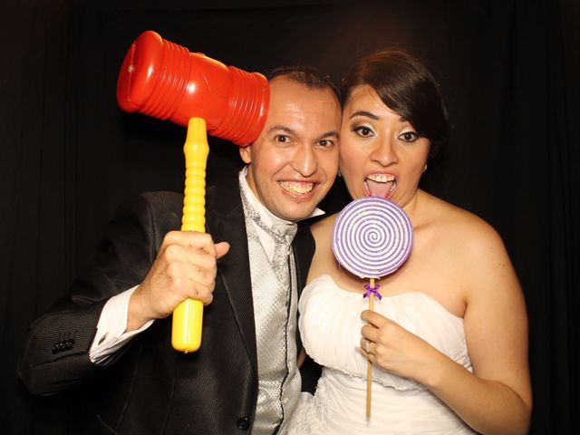 La boda de Berny y Montse en Iztapalapa, Ciudad de México 132