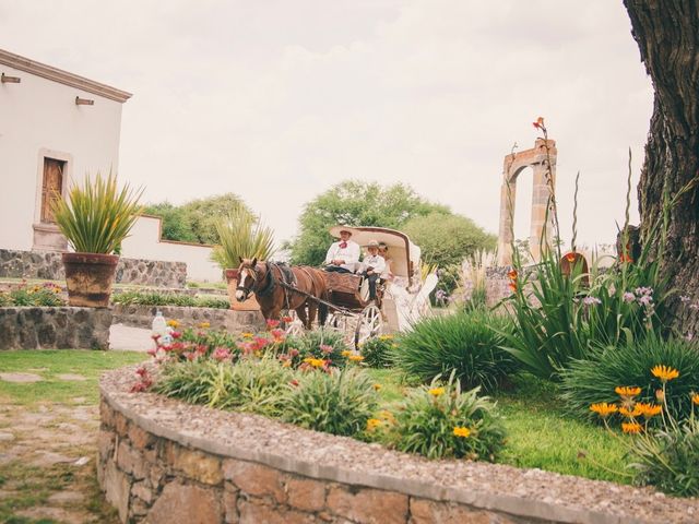 La boda de Abraham y Rosella en Lagos de Moreno, Jalisco 28