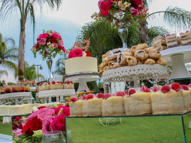 La boda de Poncho y Alejandra en Tlajomulco de Zúñiga, Jalisco 25
