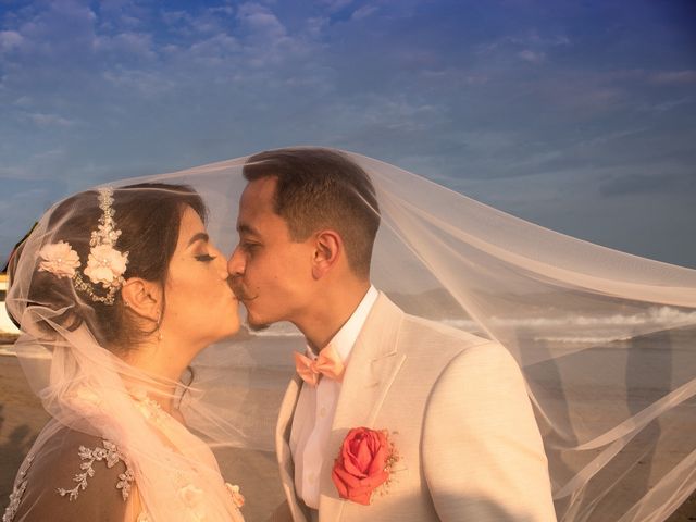 La boda de Juan Carlos y Cynthia en Manzanillo, Colima 14