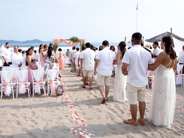 La boda de Juan Carlos y Cynthia en Manzanillo, Colima 26