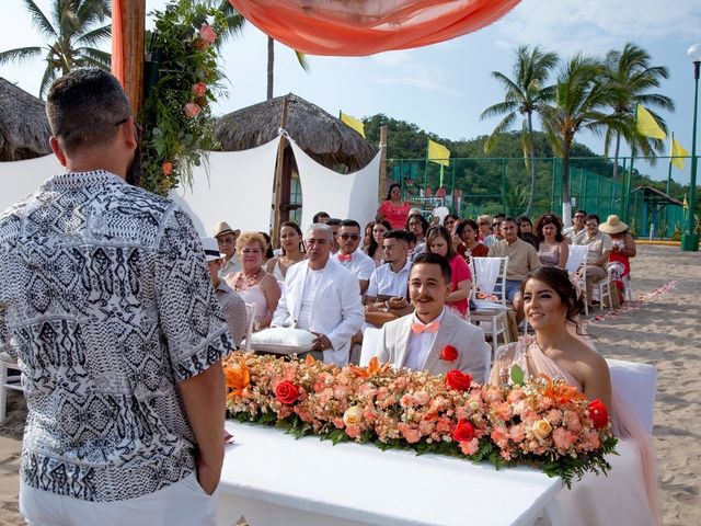 La boda de Juan Carlos y Cynthia en Manzanillo, Colima 29