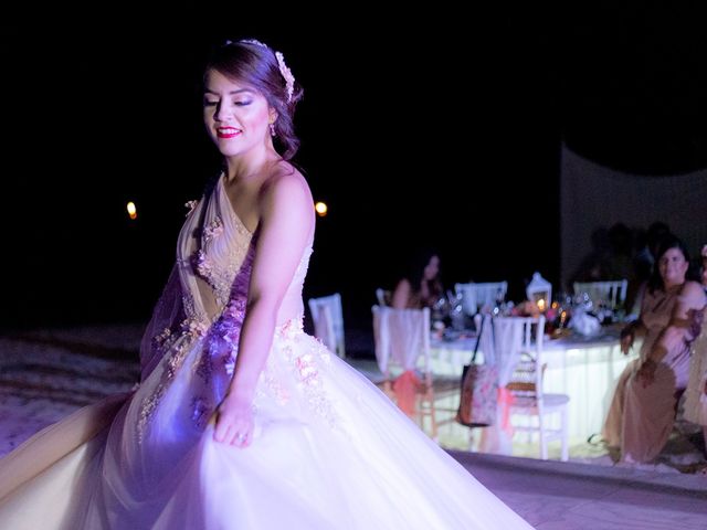 La boda de Juan Carlos y Cynthia en Manzanillo, Colima 52