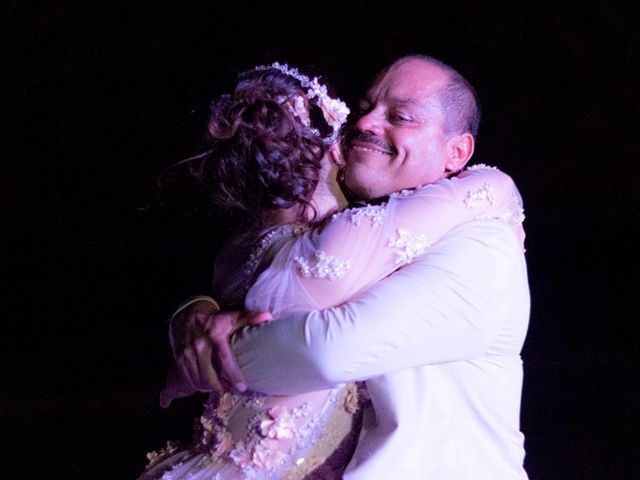 La boda de Juan Carlos y Cynthia en Manzanillo, Colima 55