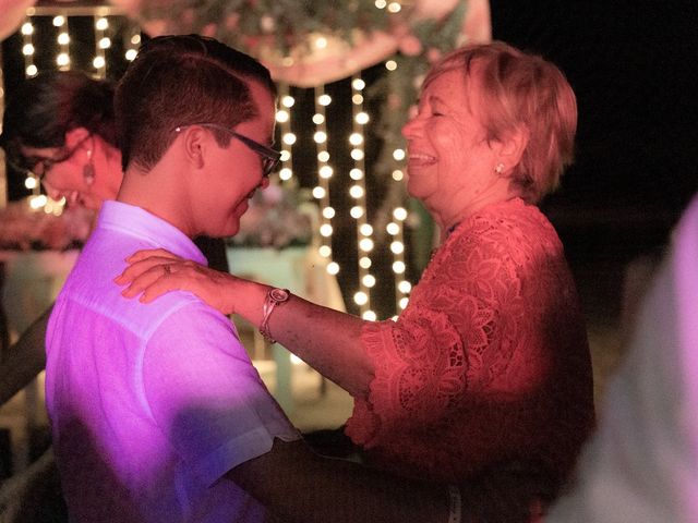 La boda de Juan Carlos y Cynthia en Manzanillo, Colima 69