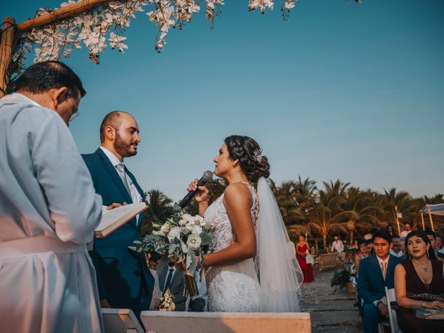 La boda de Enrique y Gaby en Acapulco, Guerrero 33