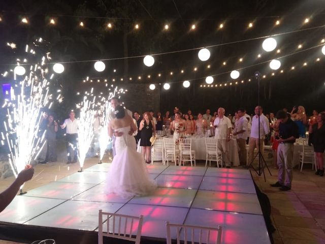 La boda de Víctor  y Alejandra  en Ixtapa Zihuatanejo, Guerrero 1