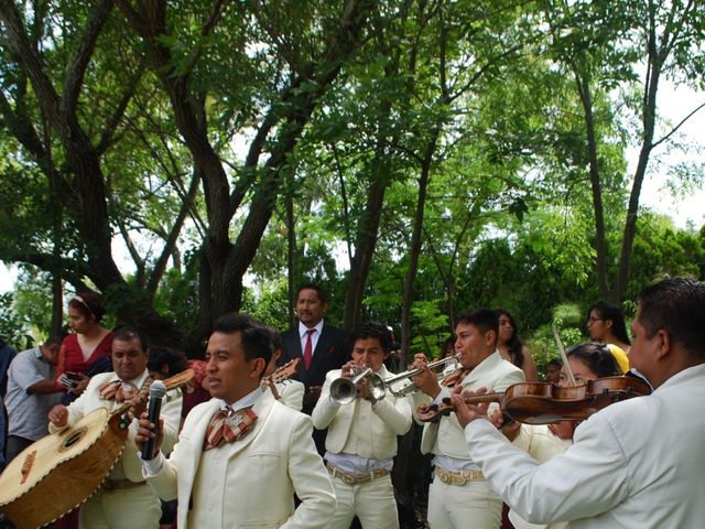 La boda de Vicente y Karina en Morelia, Michoacán 5