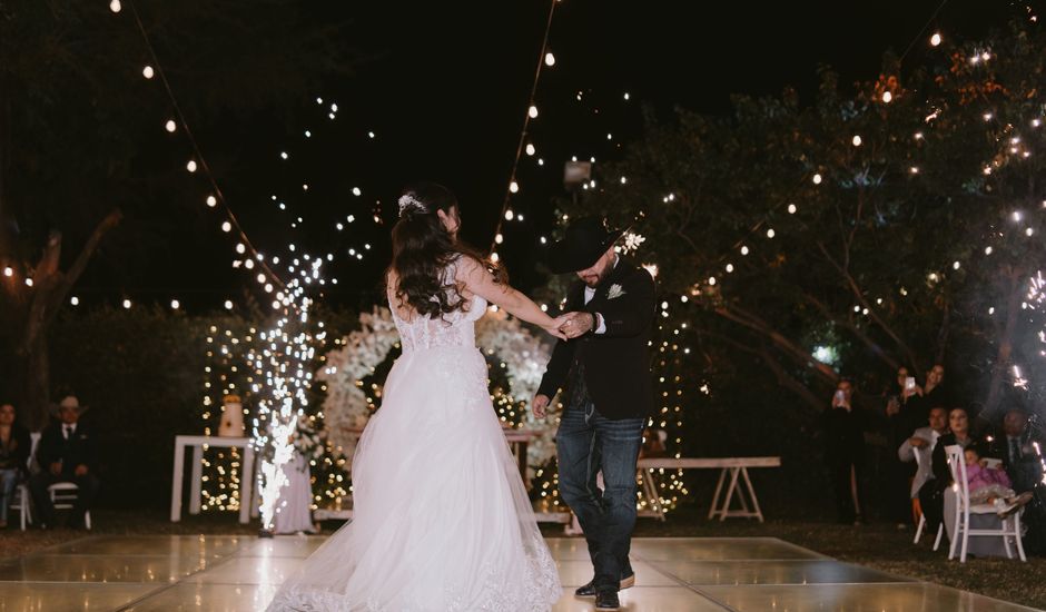 La boda de Román  y Isabel  en Durango, Durango