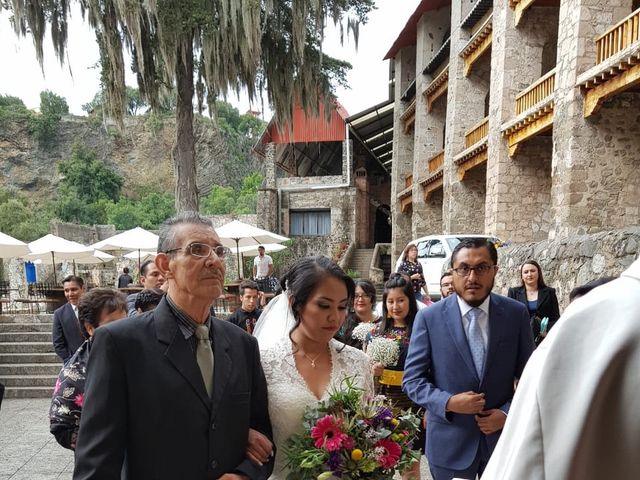 La boda de Víctor  y Claudia  en Huasca de Ocampo, Hidalgo 9