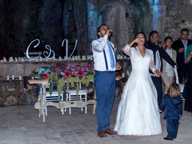 La boda de Víctor  y Claudia  en Huasca de Ocampo, Hidalgo 11