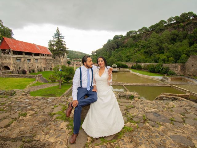 La boda de Víctor  y Claudia  en Huasca de Ocampo, Hidalgo 33